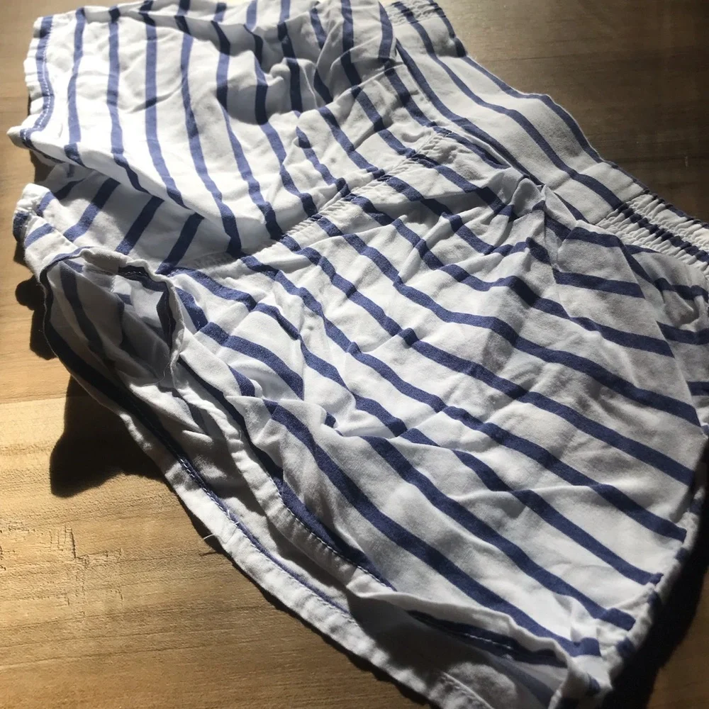 ✮FREE✮ Toddler Navy & White Pull on Shorts